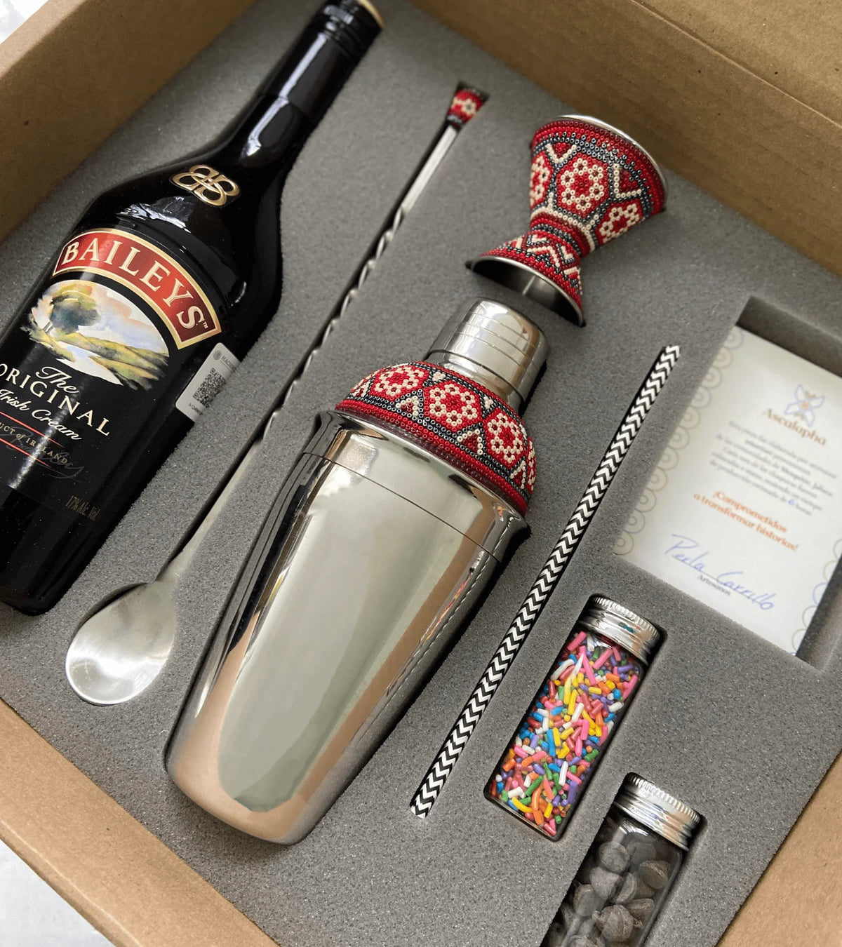 Kit Mixología Baileys para preparar frappes - Edición Huichol